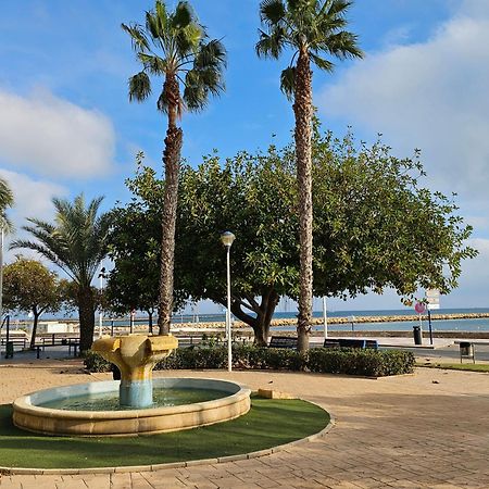Santa Pola Con Tres Dormitorios Playa Levante Buitenkant foto