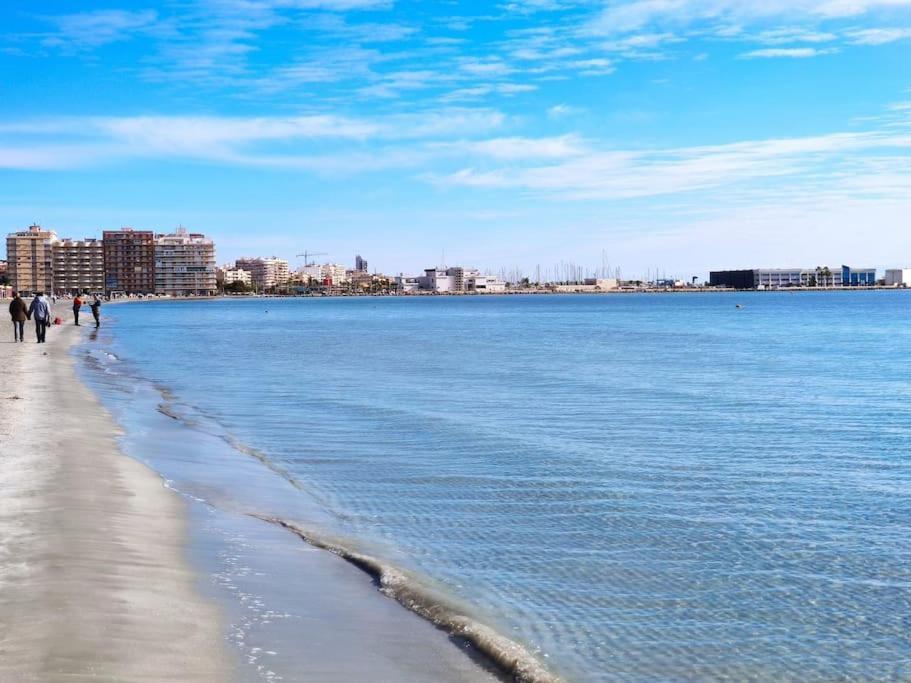 Santa Pola Con Tres Dormitorios Playa Levante Buitenkant foto