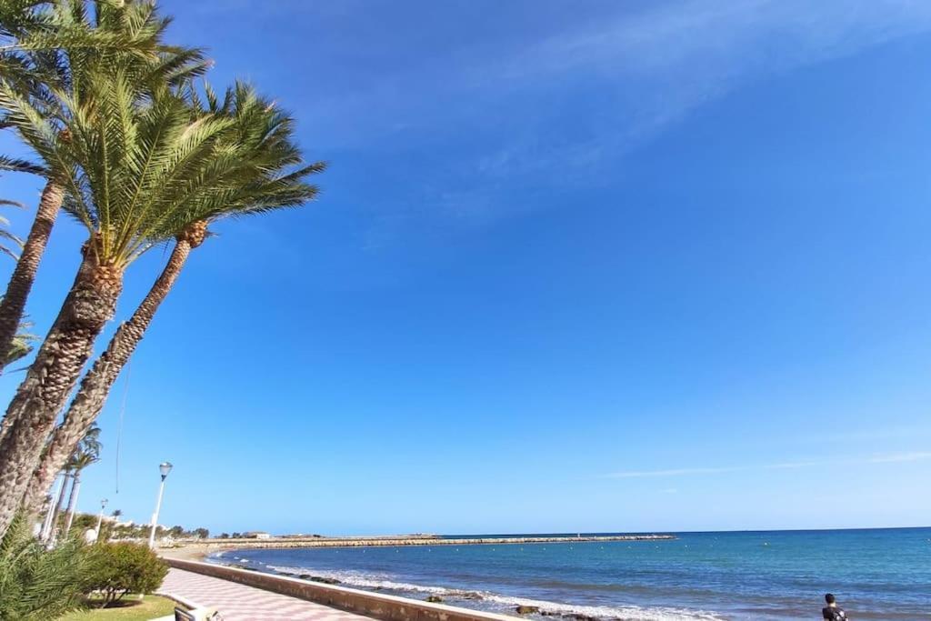 Santa Pola Con Tres Dormitorios Playa Levante Buitenkant foto