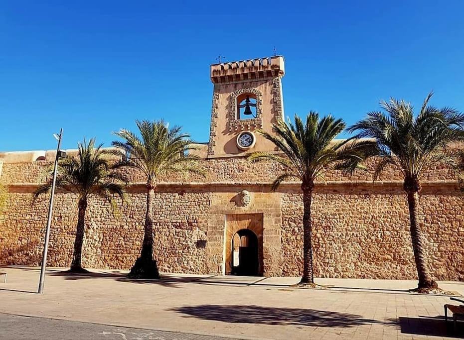 Santa Pola Con Tres Dormitorios Playa Levante Buitenkant foto
